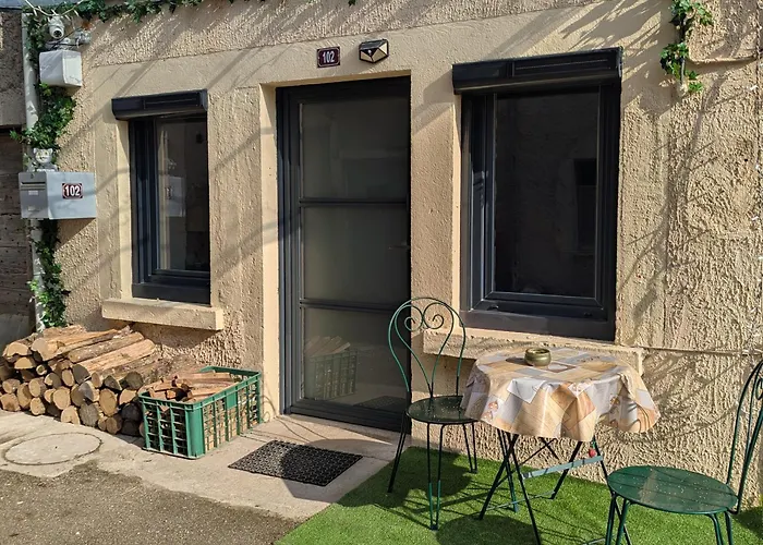 Le Nid Des Voyageurs, Maison De Vacances Familiale
